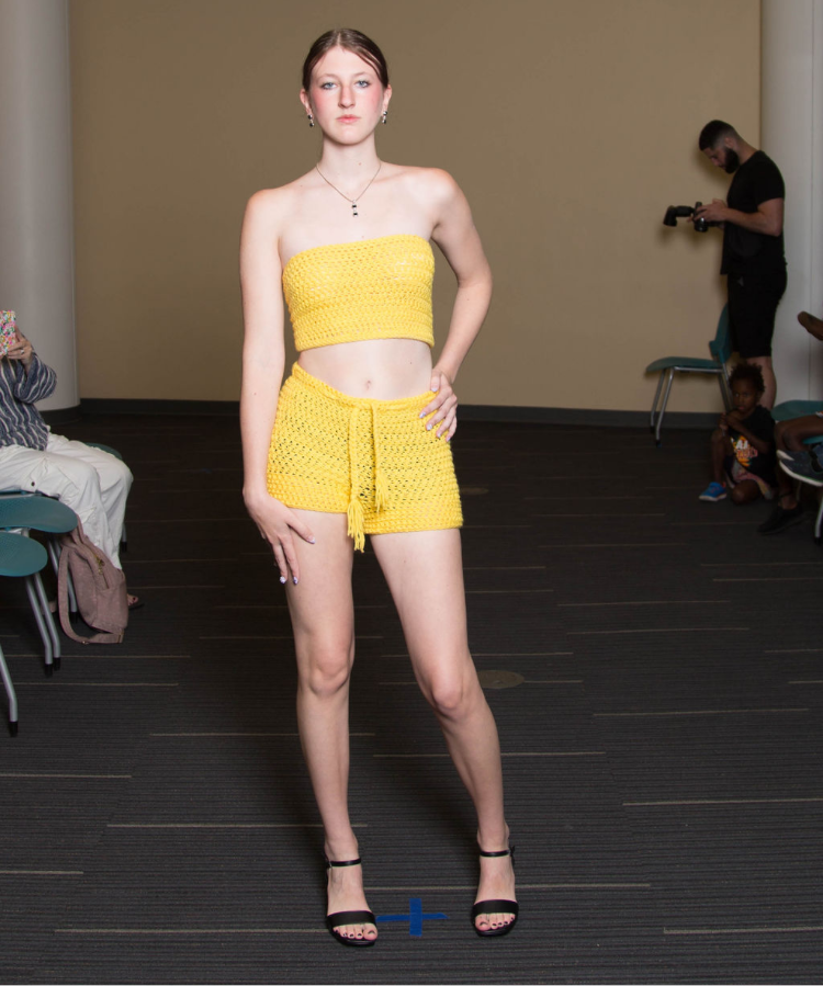 Bandeau Top+ Shorts Set